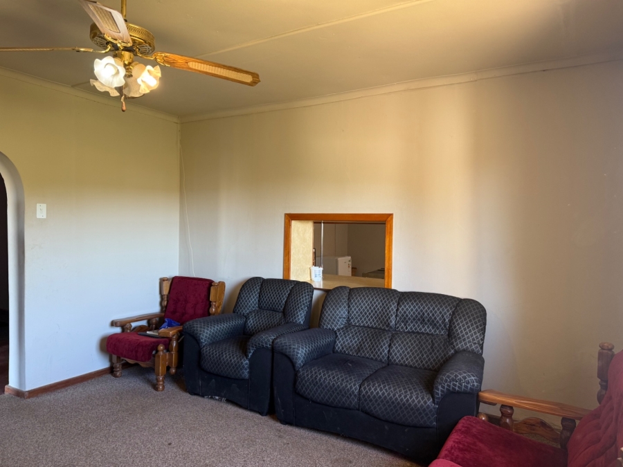4 Bedroom Property for Sale in Van Wyksdorp Western Cape